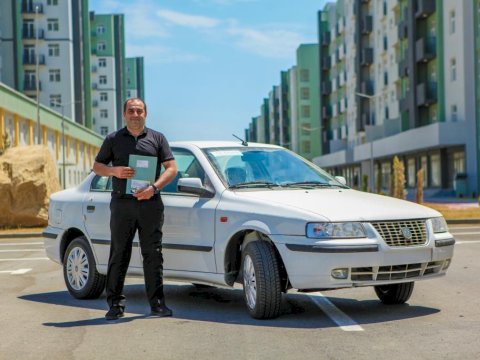 Müharibədən sonra 200 qaziyə avtomobil verilib