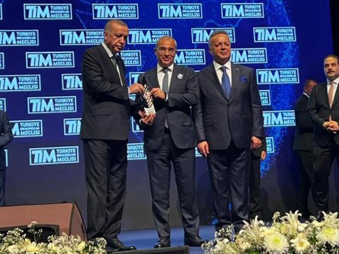 Ərdoğan Mikayıl Cabbarova mükafat verdi