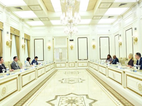 Sahibə Qafarova Abdulla Şahidlə GÖRÜŞDÜ