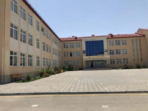 9 illik təhsili 5 sinif otağında alırlar - PROBLEM