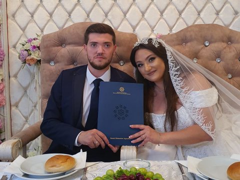 Qazi ilə Milli Qəhrəmanın qızına toy günü ev verildi - FOTOLAR