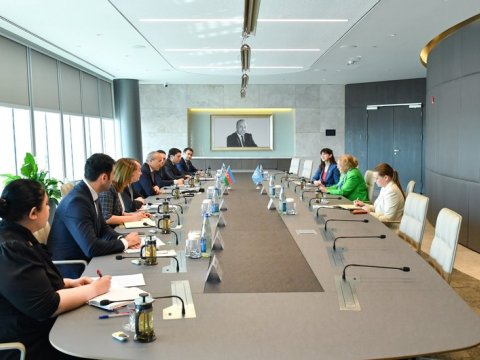 Qarabağda həyata keçirilən layihələr müzakirə edildi