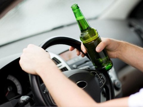Spirtli içki qəbul etdikdən neçə saat sonra maşın sürmək olar?