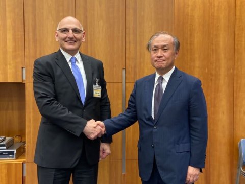 Elçin Əmirbəyov Yaponiya Baş nazirinin müşaviri ilə görüşdü