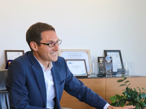 AccessBank daha böyük nailiyyətlərə doğru addımlayır