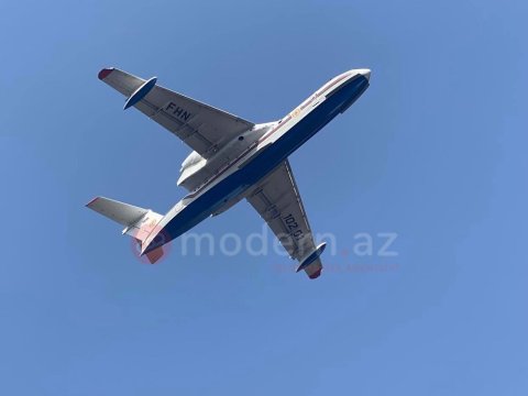 Amfibiya təyyarəmiz Türkiyədə yanğını belə söndürür - VİDEO 