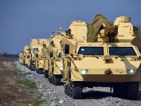 Azərbaycana yeni silahlar və ən müasir texnikalar gətirilir