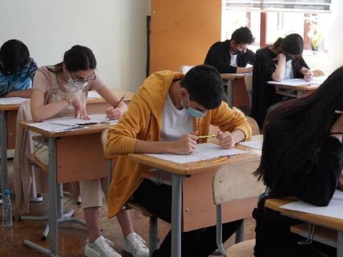 I qrupda daha bir abituriyent maksimum bal TOPLADI