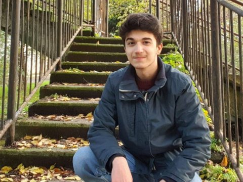 Yüksək bal topladı, imkansızlıqdan təhsil ala bilmir - FOTO