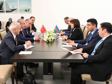 Sahibə Qafarova Mustafa Şentopla görüşüb