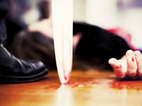 Qadın tanışı tərəfindən bıçaqlandı