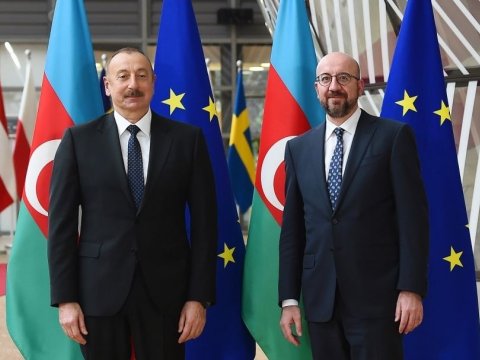 Şarl Mişel İlham Əliyevə zəng etdi