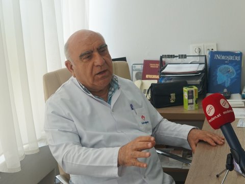 “Xəstələrin çoxu türkəçarəyə inamla ağrılardan xilas olur” – Həkimlə MÜSAHİBƏ