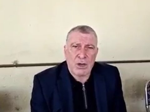 İcra başçısı özünü yandıran qazinin yasına gəldi - VİDEO