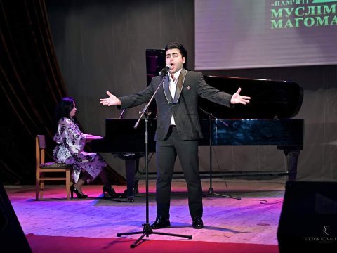 Azərbaycanlı sənətçi beynəlxalq müsabiqədə I yeri tutub 