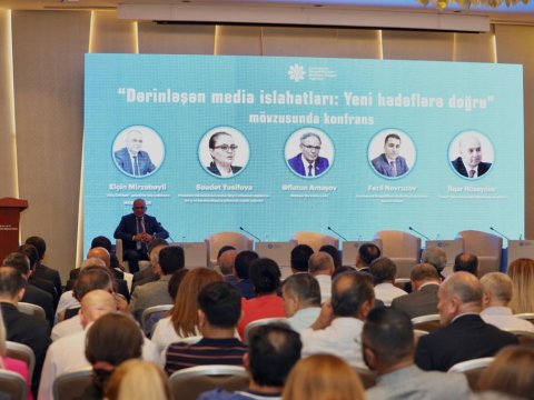 Media islahatları ilə bağlı konfrans - FOTOLAR