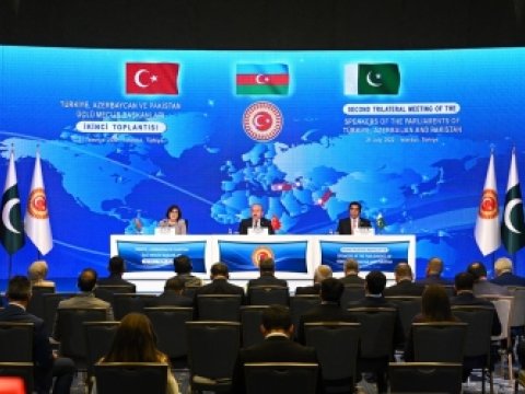 Üç ölkənin spikerinin görüşünə dair İstanbul Bəyannaməsi İMZALANDI 