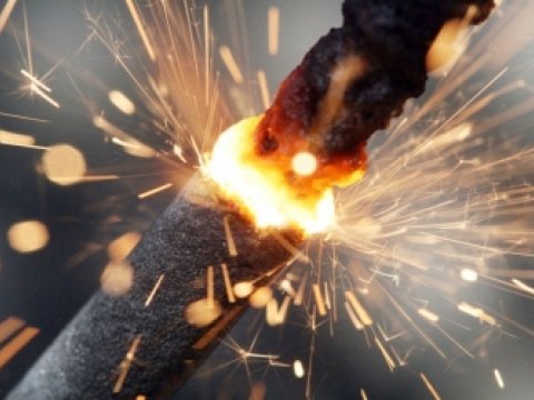 Fişəng istehsal edilən yerdə partlayış - Ölənlər var