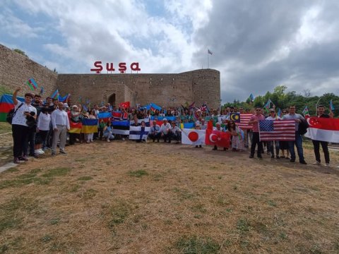 Diaspor nümayəndələrinin Şuşa səfəri başa çatdı