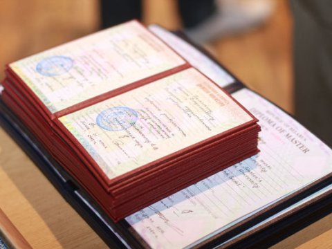 Daha 65 nəfərin diplomu TANINMADI