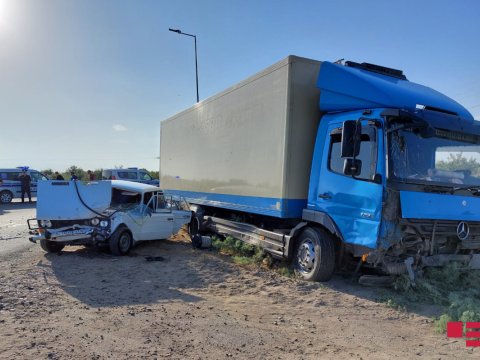Vəzifəli şəxs yol qəzasında öldü - YENİLƏNİB