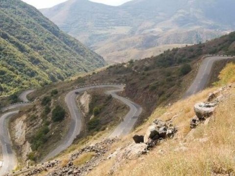 Baş nazir Şərqi Zəngəzurla bağlı sərəncam İMZALADI