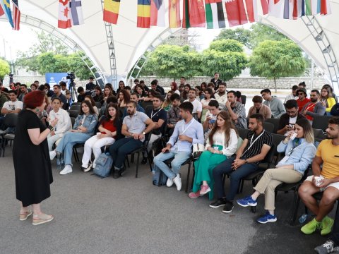 Yay Düşərgəsində gənclərin şəbəkələşməsi prosesi müzakirə edildi