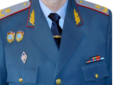 Donqili generallar...