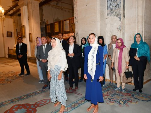 Birinci xanım və qızı Mövlanə muzeyində - FOTOLAR