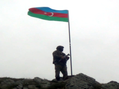 Müdafiə Nazirliyi Buzduxdan yeni VİDEO yaydı