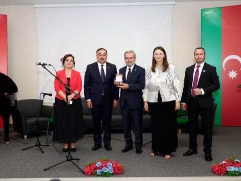 Əhməd Cavadla bağlı kitabın təqdimatı oldu - FOTOLAR