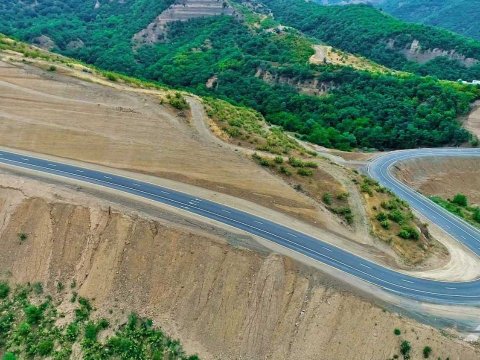 “Laçından Ermənistana keçən yeni yolda gömrük postu qoymalıyıq” - Siyasi şərhçi