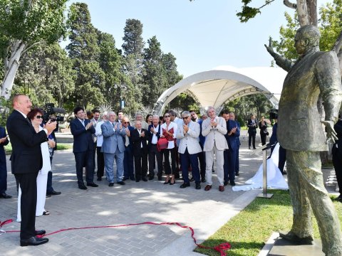 Əziz anan Azərbaycan səni heç vaxt unutmayacaq!