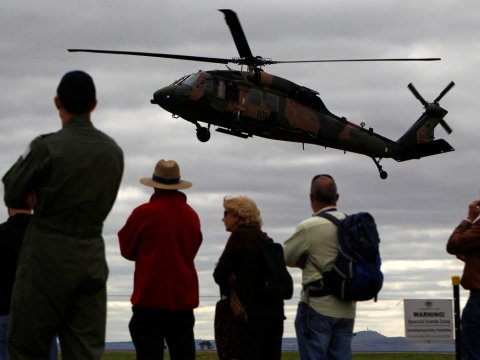 ABŞ 2 milyard dollarlıq hərbi helikopterlər satdı