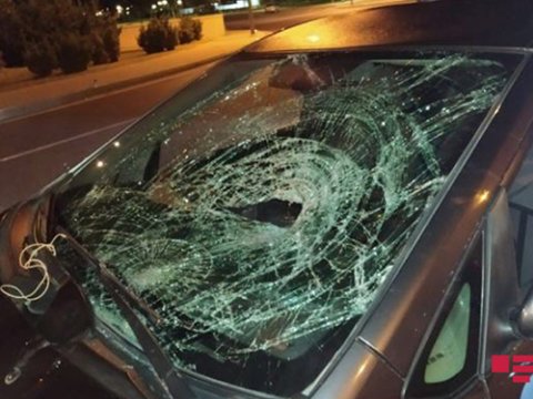 “Prius” üç piyadanı vurdu, Türkiyə vətəndaşı öldü