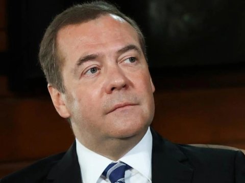 Rusiya hərbi əməliyyatları dayandırmayacaq - Medvedev