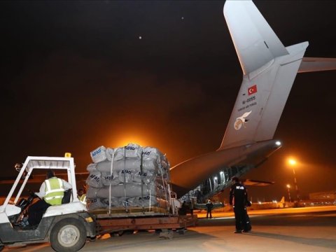 Türkiyə növbəti dəfə Pakistana yardım göndərdi