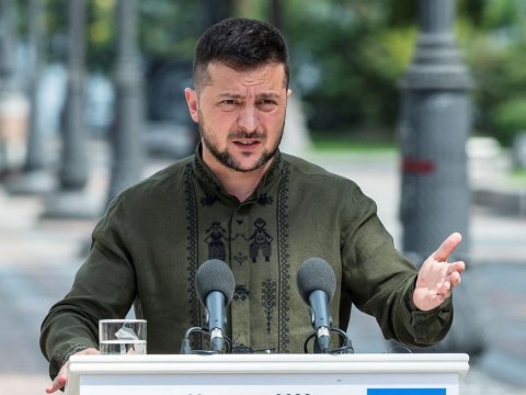 Gizli iclas keçirən Zelenskidən ruslara mesaj: “Nəticəni tezliklə hiss edəcəklər” 