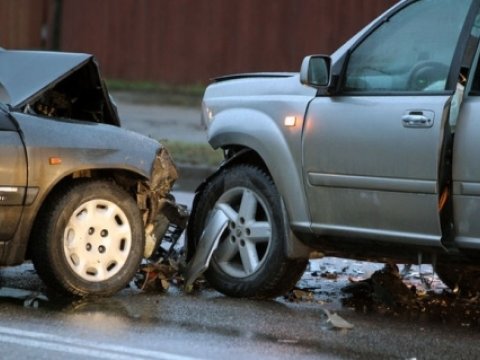 “Mercedes” VAZ”la toqquşdu - Ölənlər var