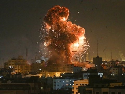 İsrail Hələbə raket zərbələri endirdi