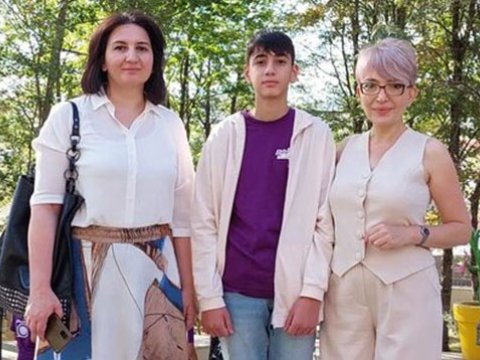 Polad Həşimovun xanımı oğlu ilə Şuşada - FOTO