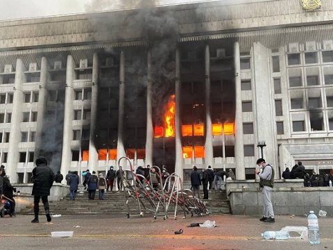 Prezident iğtişaş törədənləri BAĞIŞLADI