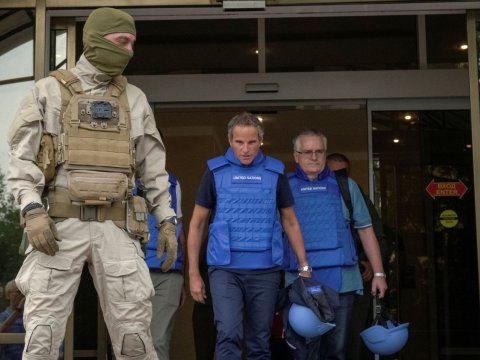 Beynəlxalq ekspertlər Zaporojyedə qalacaq