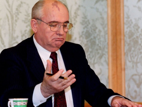 Qorbaçova qarşı cinayət işinə xitam VERİLDİ