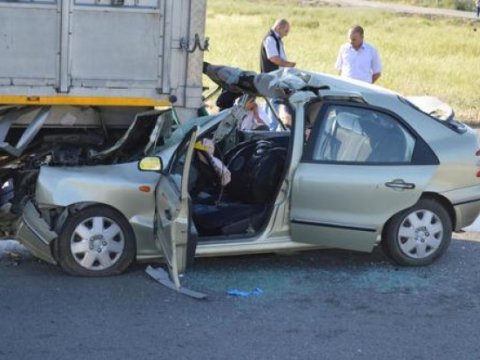 Yol qəzaları daha 2 can aldı