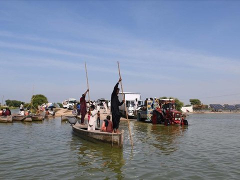 Pakistanda yağışdan ölənlərin sayı artdı