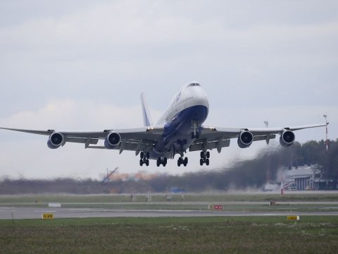 İsrail “Boeing 747”lərin uçuşuna qadağa qoydu