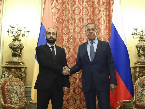 Lavrov Mirzoyanla görüşdü