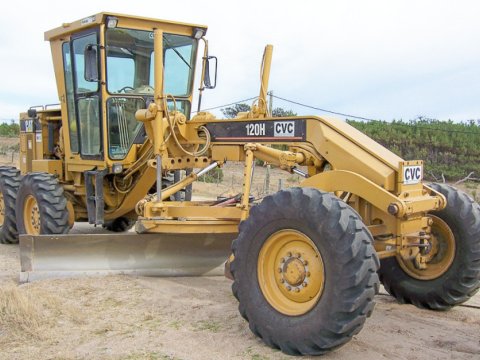 57 yaşlı kişi Kəlbəcərdə yol çəkərkən yıxılıb öldü