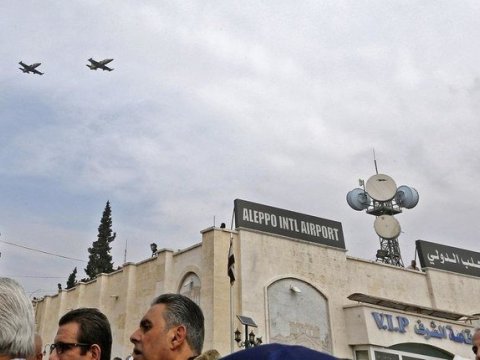 İsrail Hələb hava limanını bombaladı 